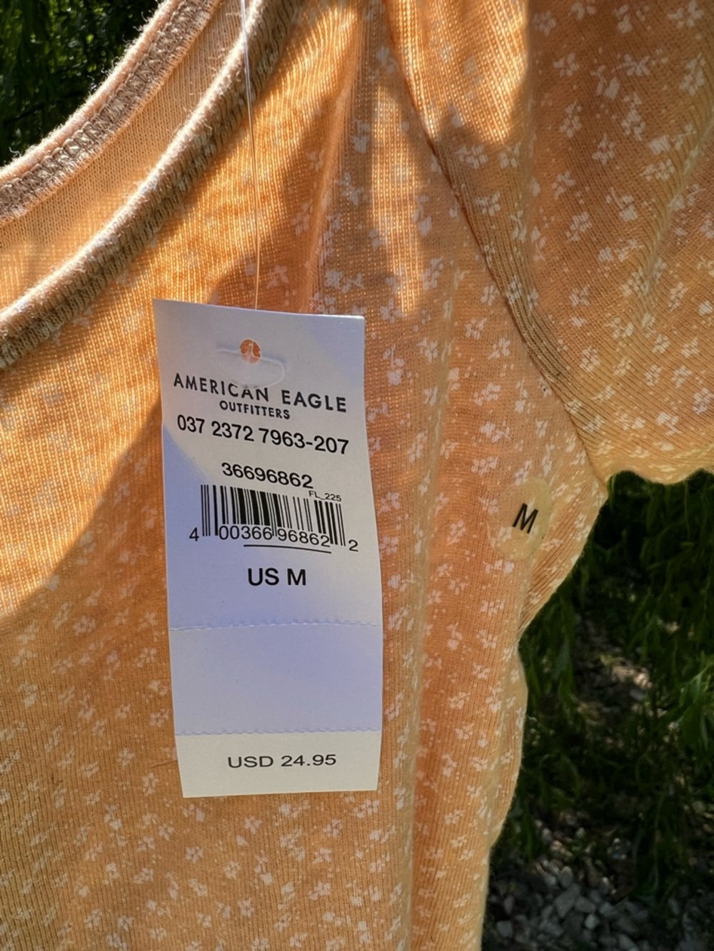 American Eagle Outfitters Peach Floral Puff-Sleeve Crop Top - Picture 2 of 4